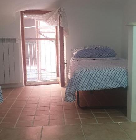 La Casa Nel Borgo Apartment Гаета Екстериор снимка